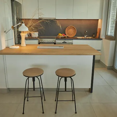 Βίλα Soligia Azure Pefkali